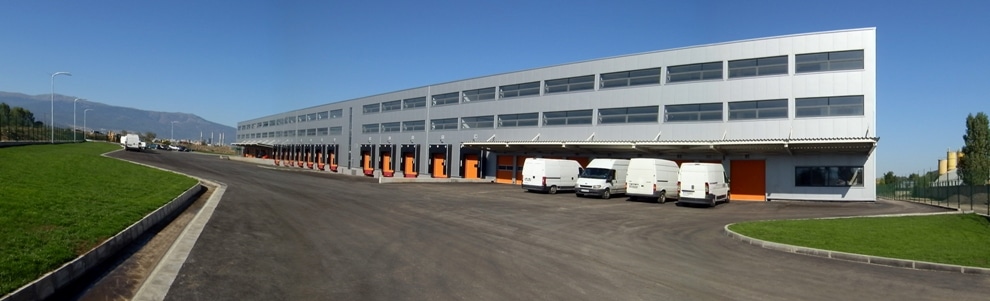 Supply chain warehouse